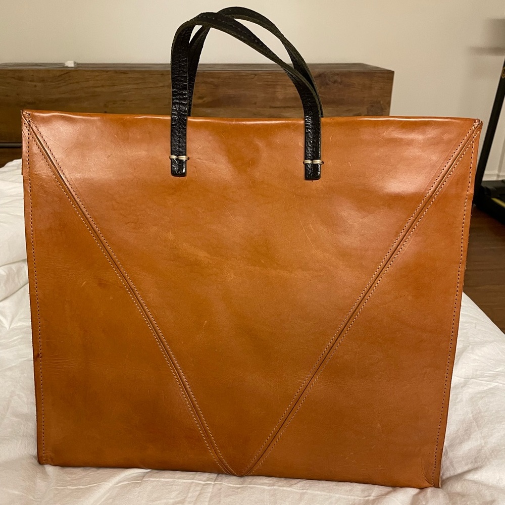 Rare Clare V Simple Tote in Caramel Leather